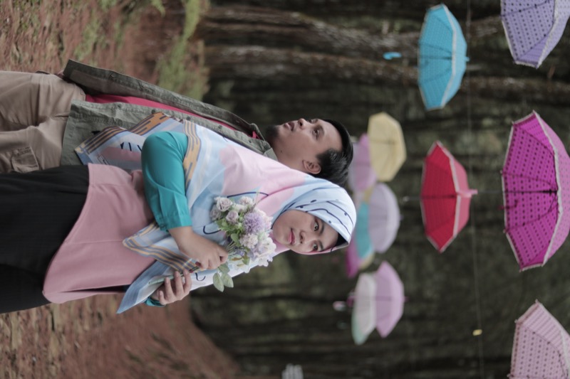 Gallery Photo - Momen Manis